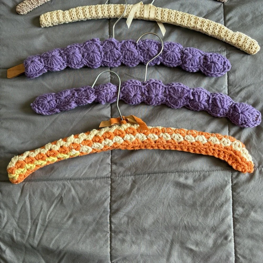 VTG Lot Of 5 Wooden Crochet Hangers 70s 60s Retro Cottagecore Country Grannycore